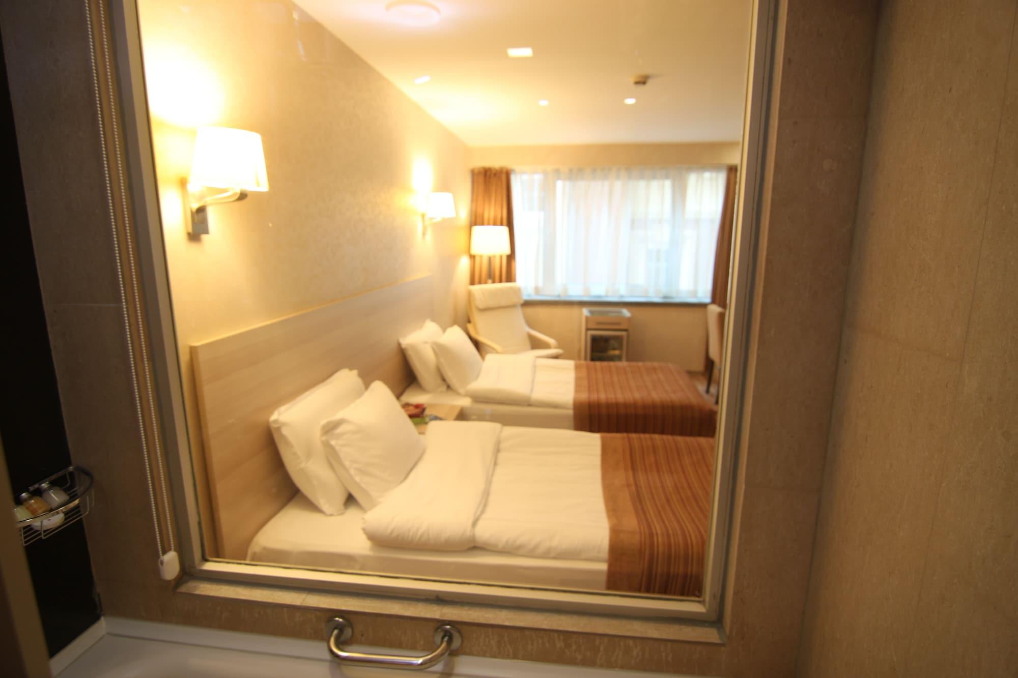 Hotel Ramada By Wyndham Ankara Exteriér fotografie