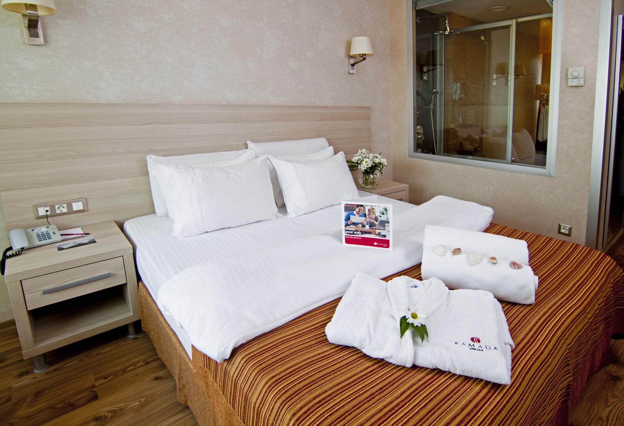 Hotel Ramada By Wyndham Ankara Exteriér fotografie