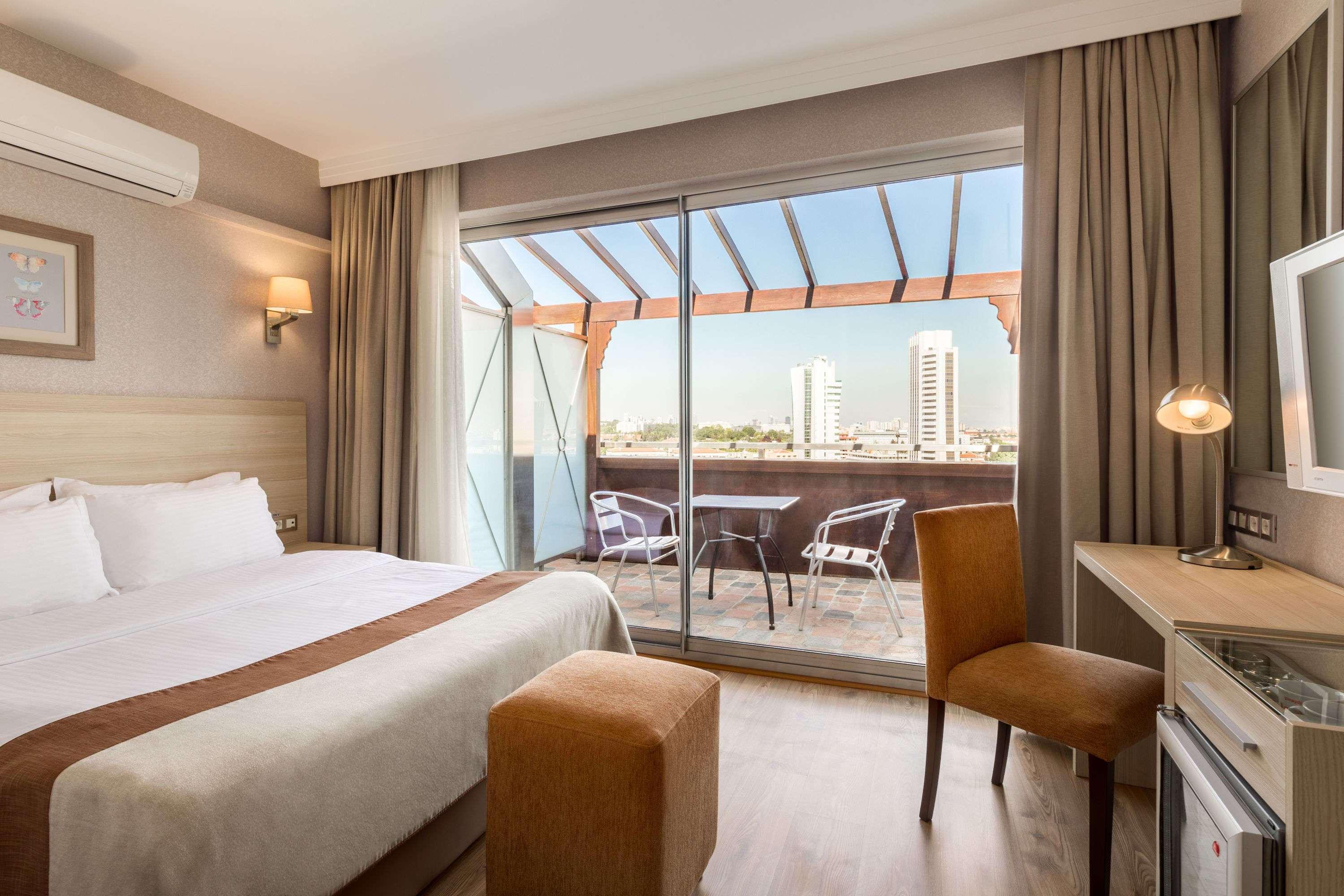 Hotel Ramada By Wyndham Ankara Exteriér fotografie