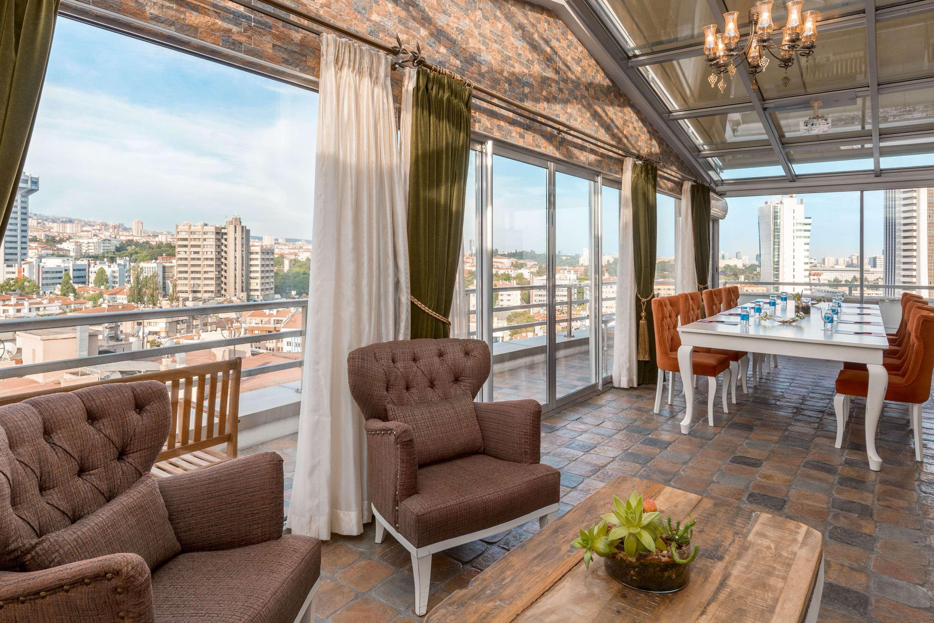 Hotel Ramada By Wyndham Ankara Exteriér fotografie