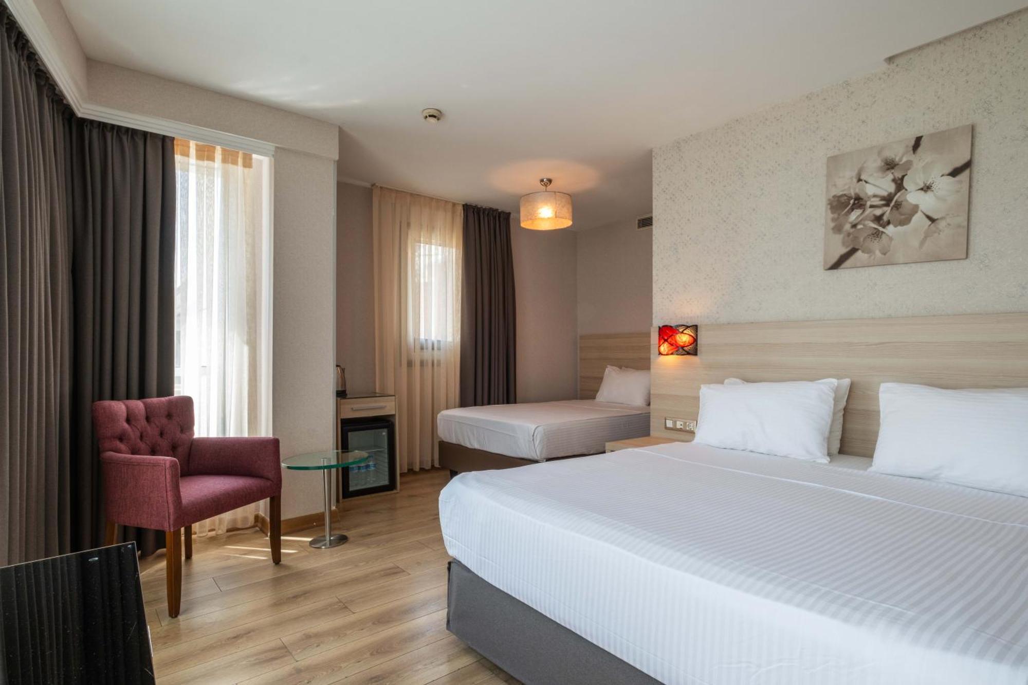 Hotel Ramada By Wyndham Ankara Exteriér fotografie