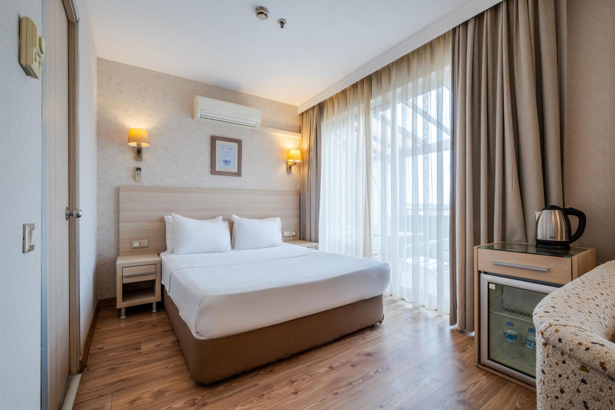 Hotel Ramada By Wyndham Ankara Exteriér fotografie