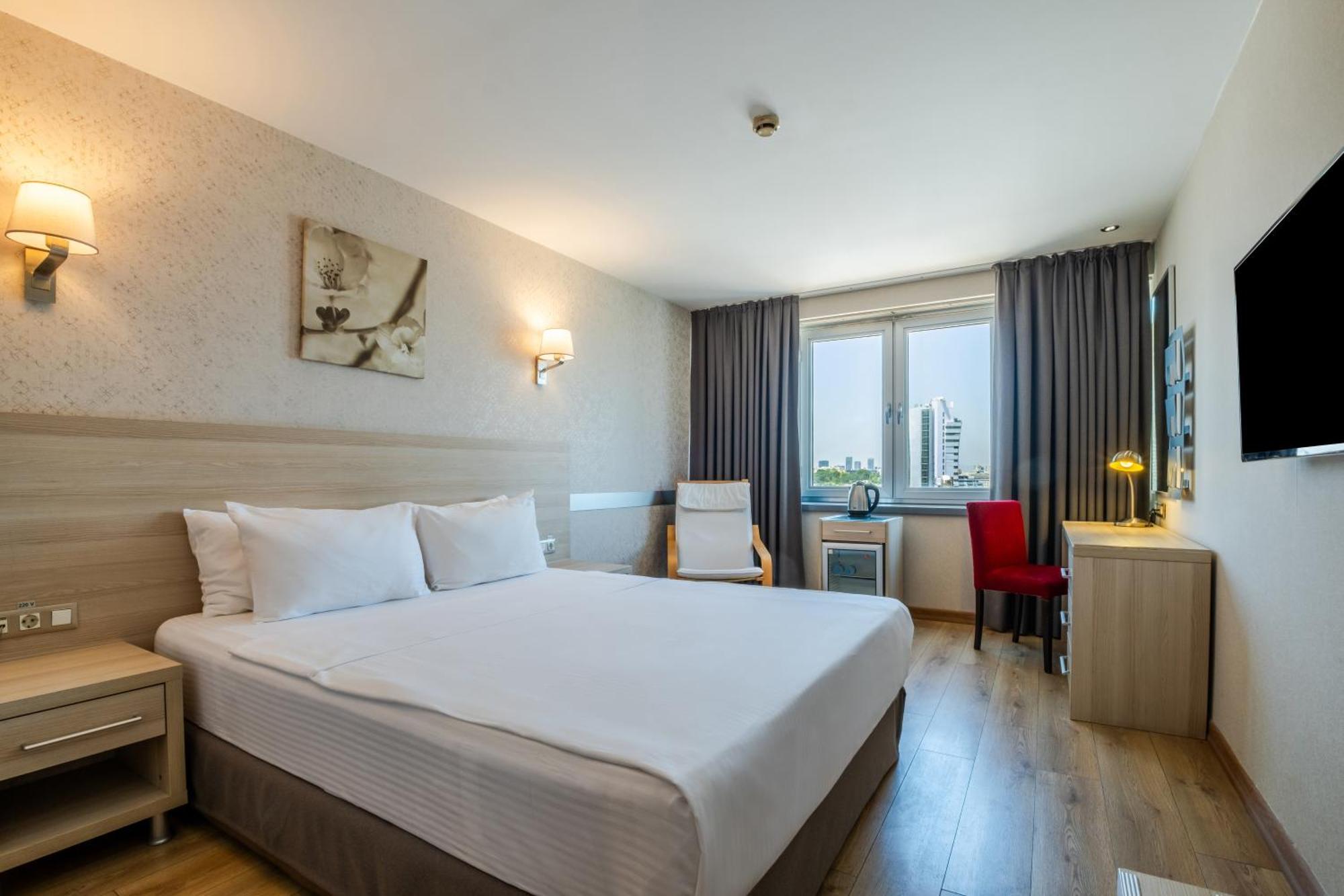 Hotel Ramada By Wyndham Ankara Exteriér fotografie
