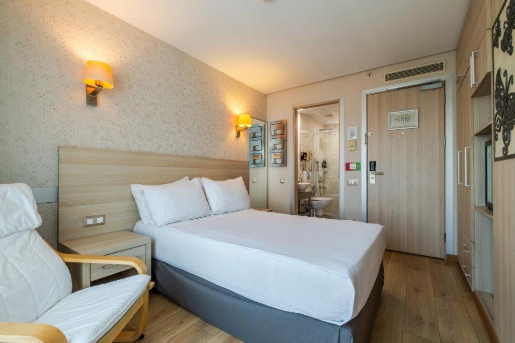 Hotel Ramada By Wyndham Ankara Exteriér fotografie