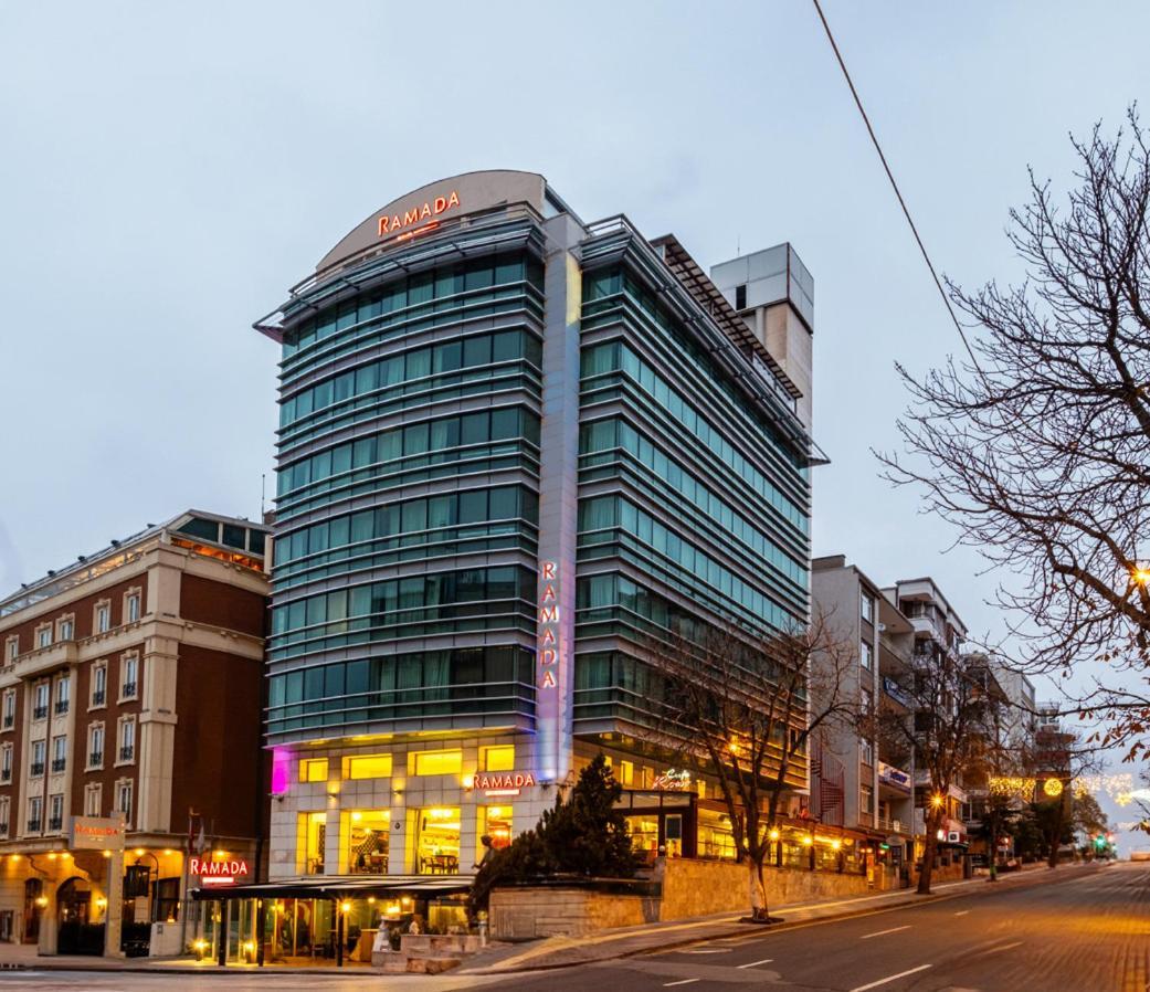 Hotel Ramada By Wyndham Ankara Exteriér fotografie